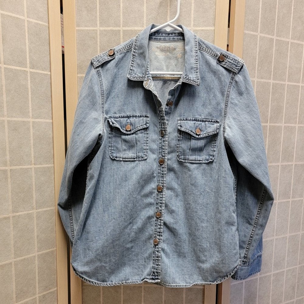 1969 Gap utility denim shirt with copper* buttons.